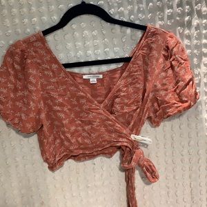American Eagle crop wrap top puffy sleeves size S